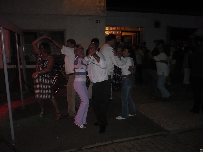 img00206.jpg